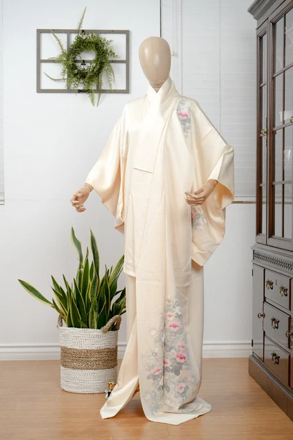 Dear Vanilla Japanese Silk Kimono Women's Robe Gown Authentic Japan Vintage Mint