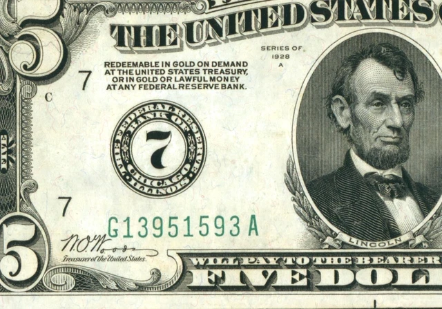 $5 1928 A (( CHICAGO )) Federal Reserve Note ** DAILY CURRENCY AUCTIONS