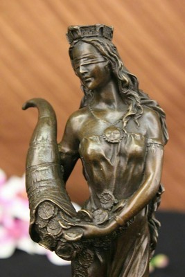 DEA Dea Bendata statua in resina della Dea Bendata 21x8x8 