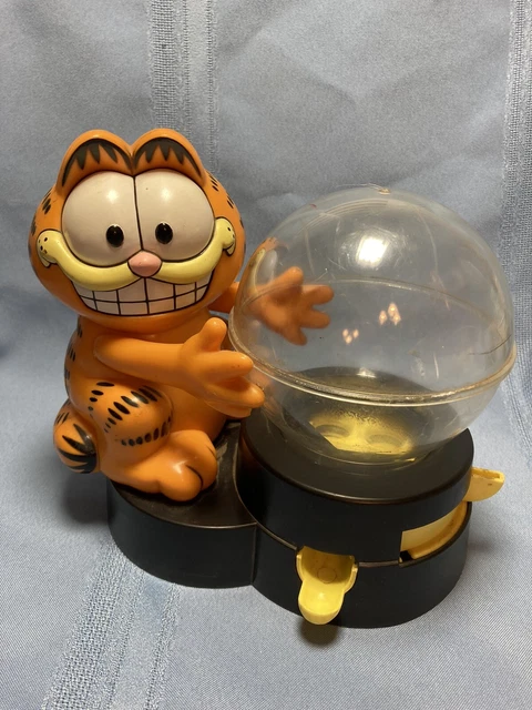 Vintage Collectible Garfield Bubble Gum Vending Coin Bank No Key or Bottom Door