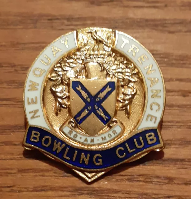 Old UK Bowling Club Enamel Badge - Newquay Trenance Bowling Club Cornwall