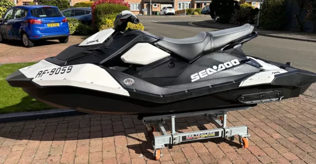 Seadoo Spark 3Up 90Hp…