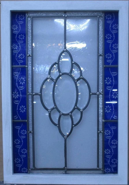 MIDSIZE OLD ENGLISH LEADED STAINED GLASS WINDOW Pretty Geometric 20.25" x 29.5"