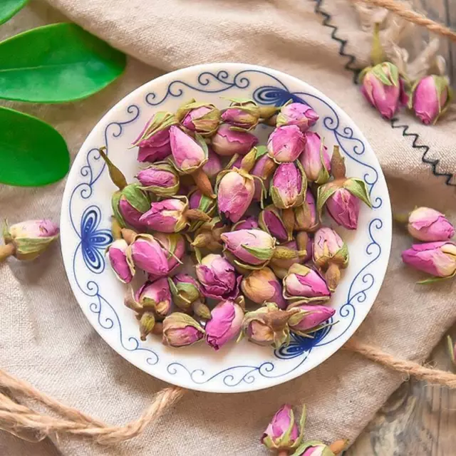 Bourgeons de rose séchés bio Herbes séchées France Rose Herball Teas Healthy Tea