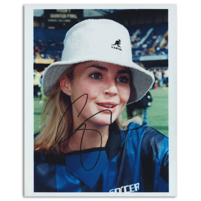 Gail Porter -  Autograph - Signed Colour Photograph