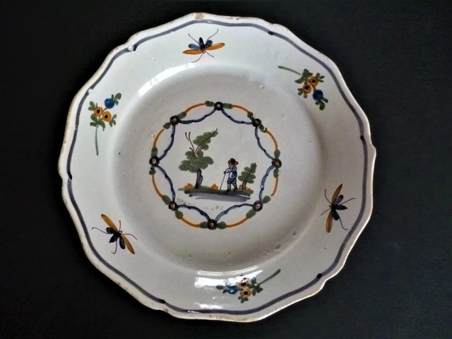 Ancienne Assiette en Faience de Nevers La Rochelle 18eme REVOLUTIONNAIRE INSECTE