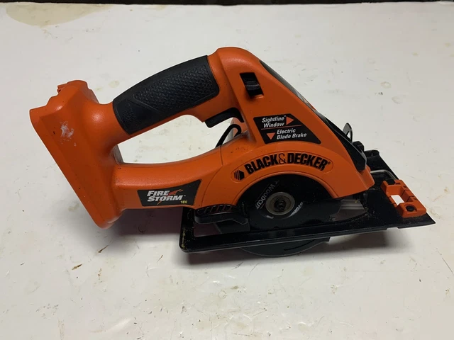 Image of Black & Decker CS180 cordless chainsaw in Amazon