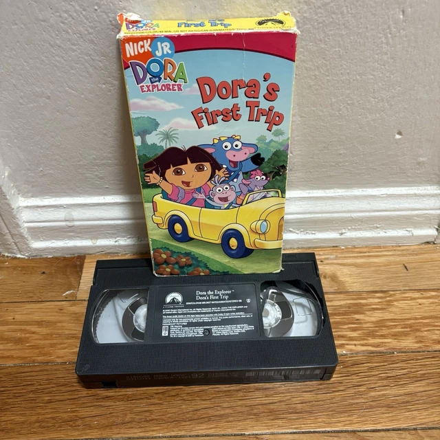 DORA THE EXPLORER - Doras First Trip (VHS, 2006) EUR 12,64 - PicClick IT
