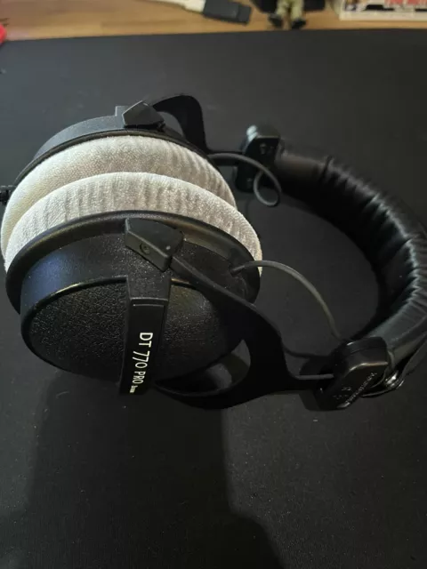 Auriculares de estudio Beyerdynamic DT 770 Pro (80 ohmios)