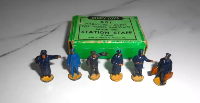 DINKY TOYS 'OO' GAUGE 051 'Station Staff’ In Box-6pcs (Miniature figures) BOXED