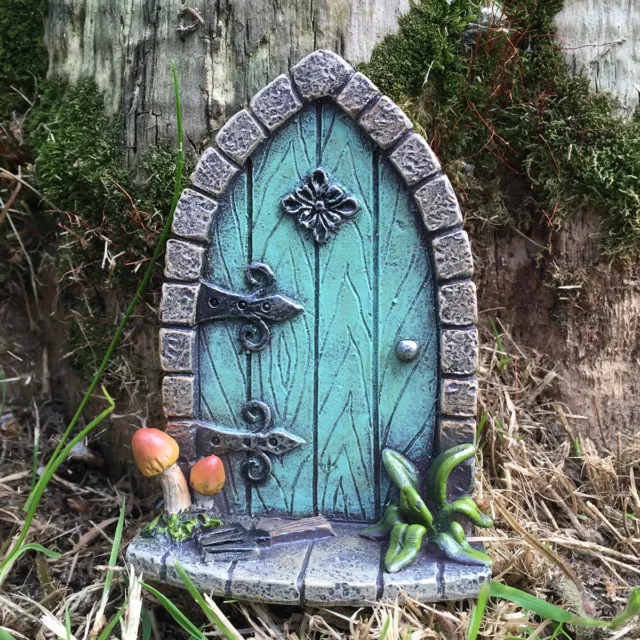 Fairy Door Mini Garden Decoration Ornament Magical Elf Pixie Christmas NEW 39164