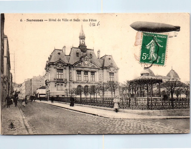 92 SURESNES - vue de l'hotel de ville et la salle des fetes