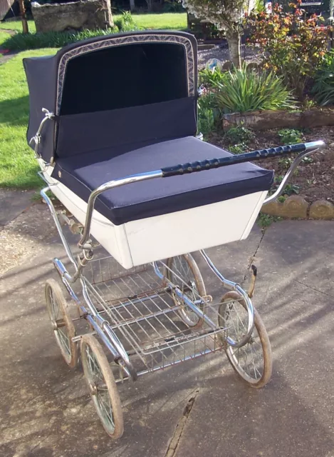 Vintage Silver Cross coachbuilt Pram