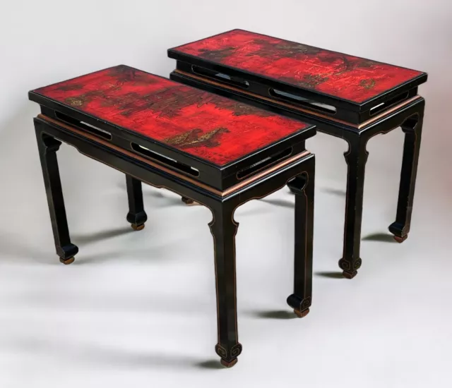 Paire De Tables /  Bouts De Canapé Anciens En Laque De Chine Rouge Et Noir