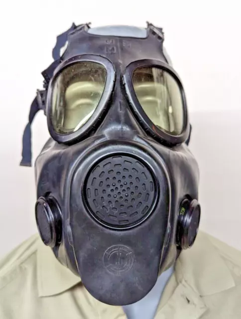 M17A1 Gas Mask with bag M17A1 Gas Mask with bag