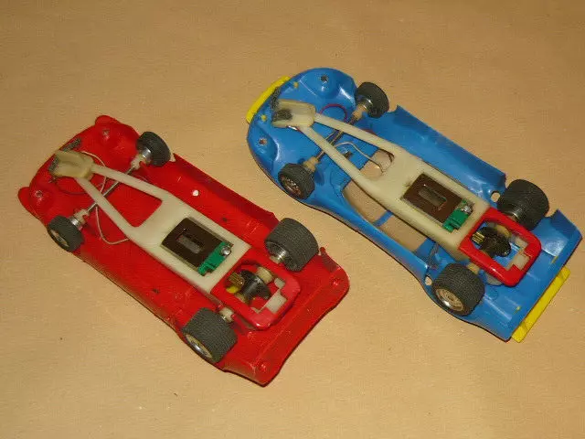 Policar Pista Alfa Romeo 33 Ferrari Dino Slot Car Pista Elettrica Scala 1/24 3