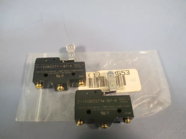 Omron Roller Lever Switch Lot of Two Z-15GW2277-B7-K