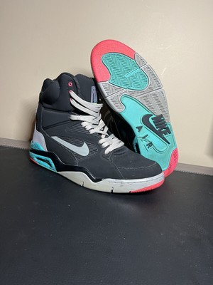 nike command force spurs