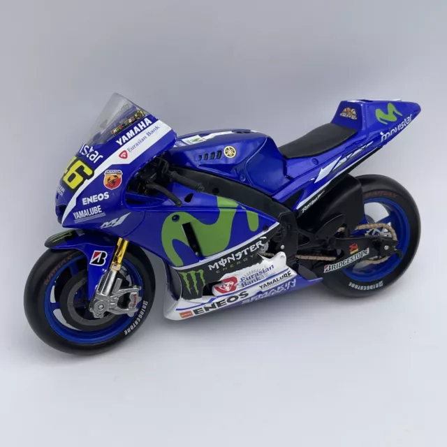 Maisto - Yamaha - Yzr-M1 N 46 Motogp 2016 Valentino Rossi 1/10