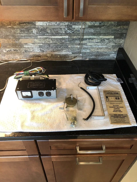 NOS Auto Pod D.C Power Source 120 Volt 3750 Watt Welder Battery Charger Truck