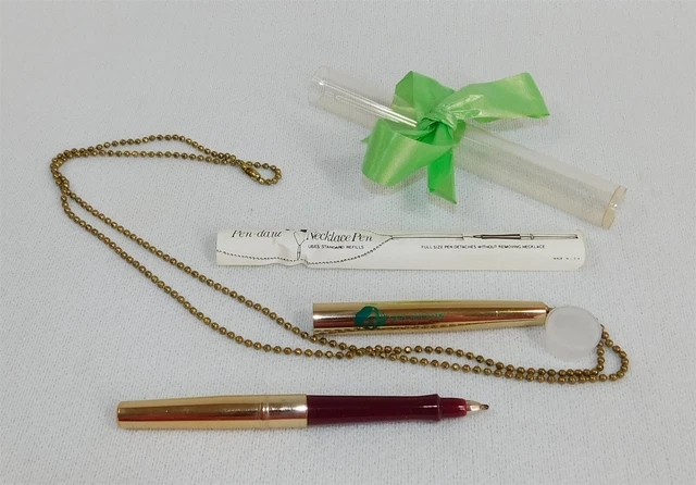 GIRL SCOUTS Green and Gold Walker Pen-Dant Necklace Pen Vintage NOS