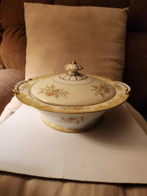 Noritake (Japan) China Covered Vegetable Bowl with Lid  Serving, Nice, No Chips.