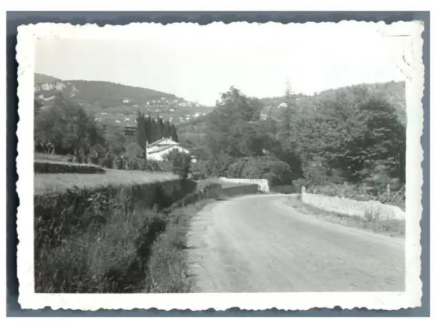 France, Route de Collobrières Vintage silver print. Série de photos sur le sujet