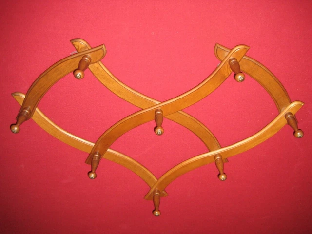 Vintage Walnut Expandable Folding 8-Peg Wall Hanger Mug Coat Hat Accordion Rack