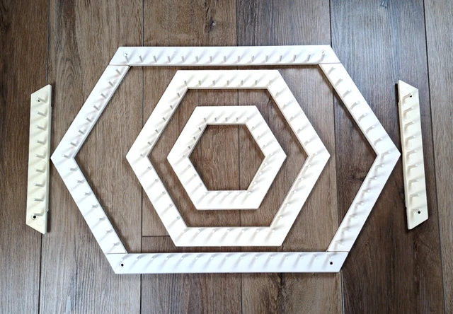 Vintage Love & Money Hexagon Lap Weaving Loom Craft House Instructions