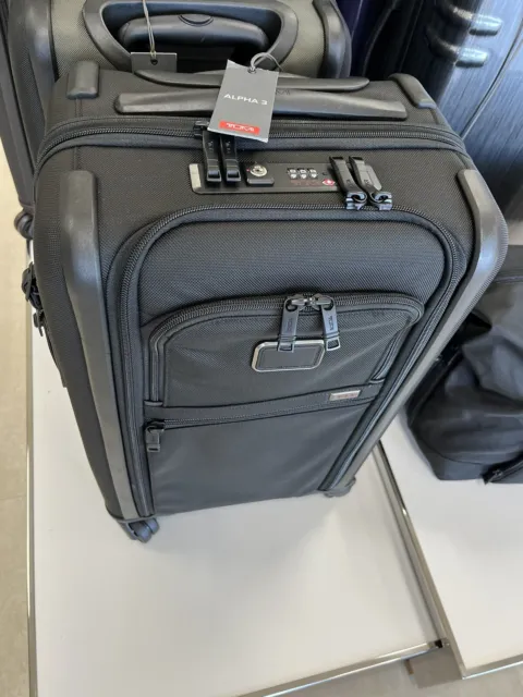 Genuine Tumi Alpha 3 International Dual Access Carry On Luggage