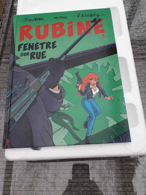 RUBINE fenêtre sur rue F.walthery tome 2 comme neuf  édition spéciale hachette.