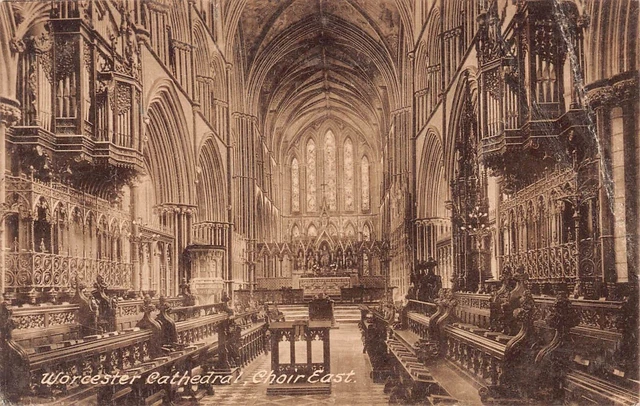 Worcester Cathedral Choir East Worcestershire Postcard (3) c1936