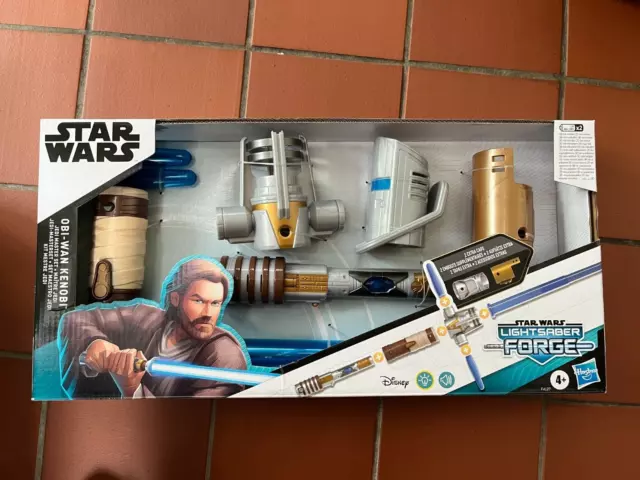 Star Wars Lightsaber Forge Obi-Wan Kenobi Master Set - New
