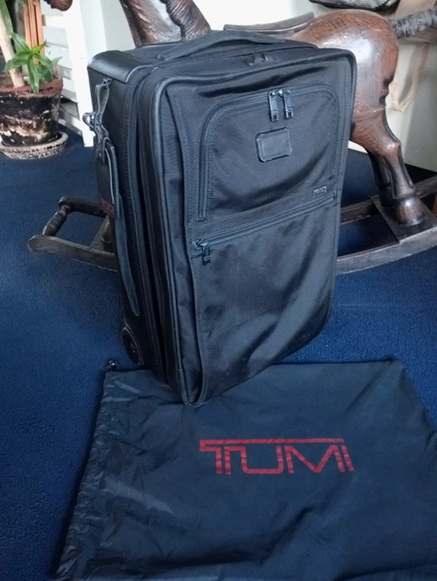 TUMI 22922D2 Alpha ll Expandable Wheeled Suitcase.