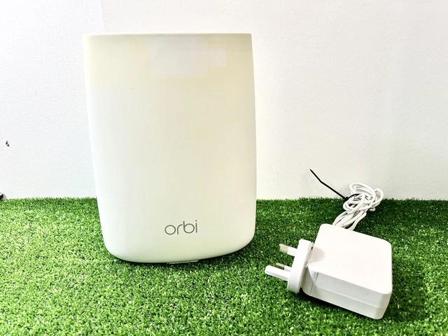 Netgear Orbi RBR50 WiFi Mesh Router
