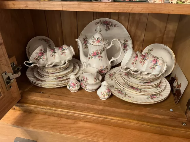 Vintage Royal Albert “Moss Rose” Bone China Various Assorted Items 2