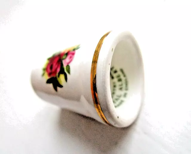 Royal Albert Old Country Roses Thimble Bone China England