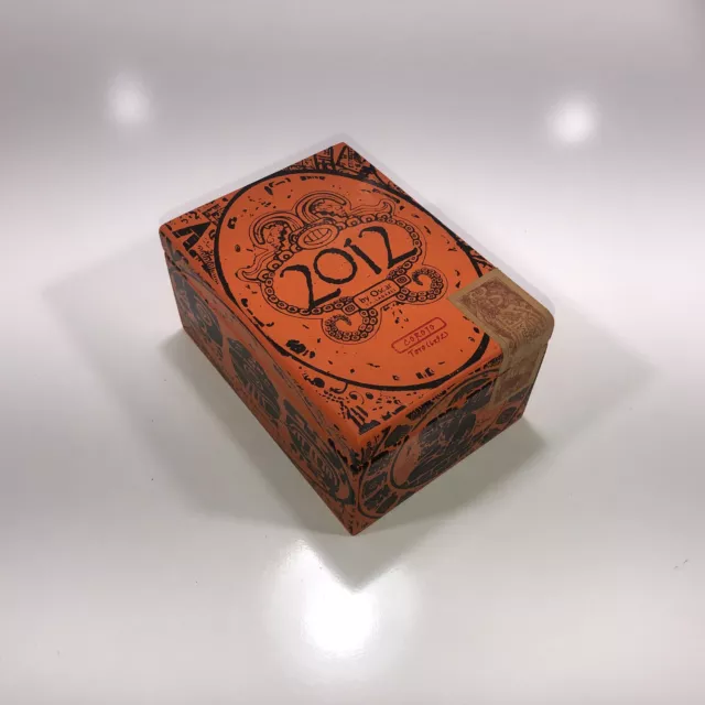 2012 By Oscar Valladares Connecticut Toro Empty Wooden Cigar Box 4.75x6.75x3.5
