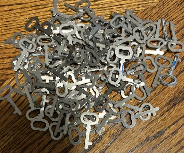 JEWELRY BOX KEY for Lane Miniature Cedar Chest Box / Buying 2 Keys 18.