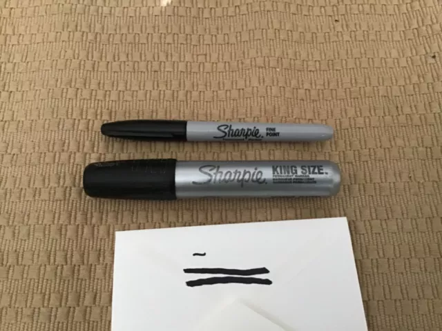 Sharpie King Size Permanent Marker, Chisel Tip, Black Ink + Sharpie Fine Point