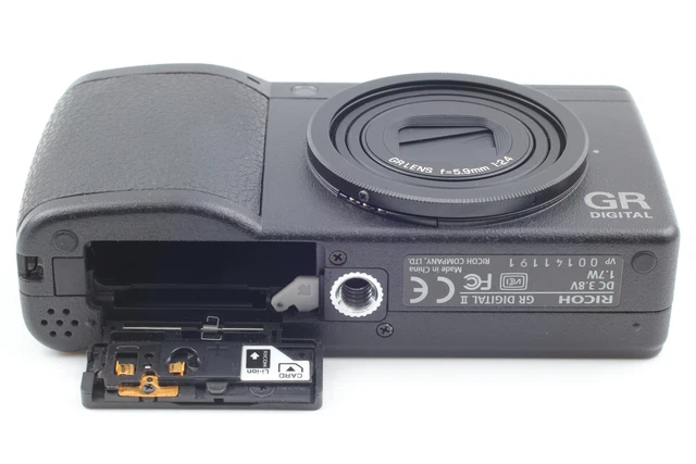 [NEAR MINT Shots1411] RICOH GR DIGITAL II 10.1MP Digital Camera Black From JAPAN 7
