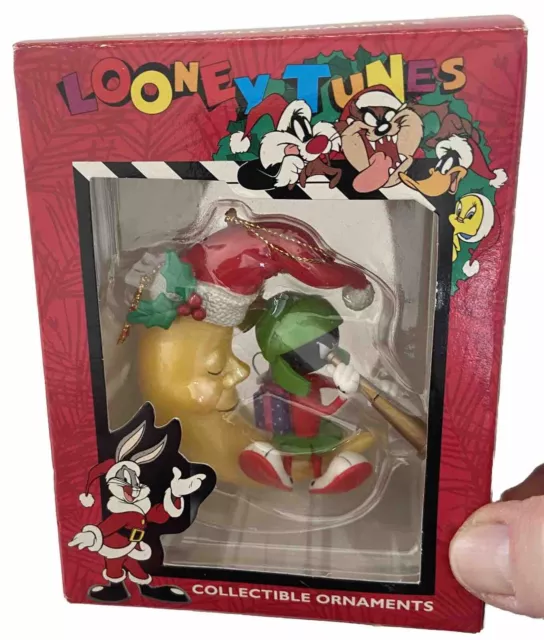 Vintage 1997 LOONEY TUNES Collectible Ornament Marvin the Martian Matrix