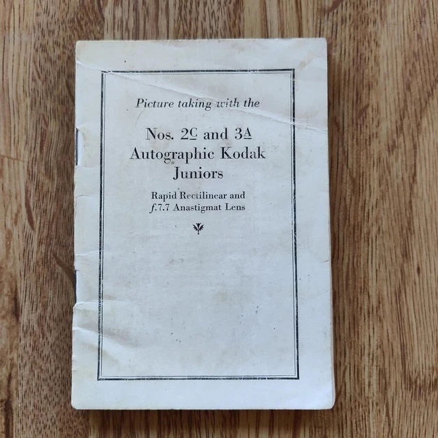 Picture taking with the Nos. 2C and 3A Autographic Kodak Juniors from 1920