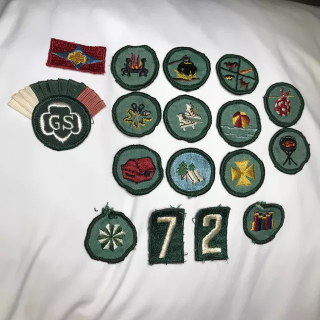 Vintage Lot of 17 Girl Scout Junior Badges ~ 60’s ~ Cadet Beret Cockade