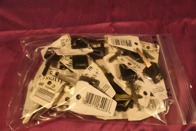 Lot of 32 AXXESS + BLACK Cassette #7R KEY BLANKS. Nickel plated Brass.