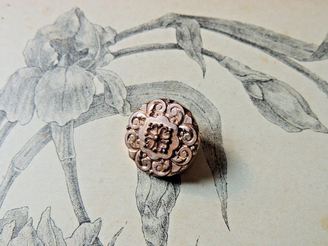 Broche Ancienne Fleur En Métal Peint Rose - Bijou Vintage Charmant - Occasion