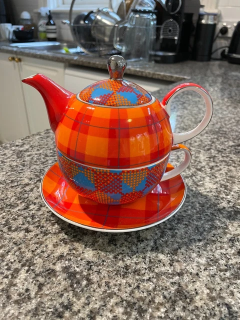T2 deals teapot set