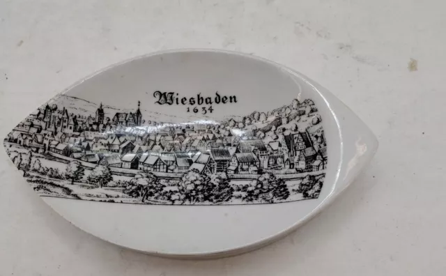 Vtg Royal  Porcelain Bavaria KPM, #421  Oval Dish Trinket. Germany Handarbeit!!