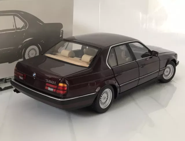 Minichamps 100023007 BMW 730i (E32) 1986-1994 Red metallic Rot met. 1:18 2