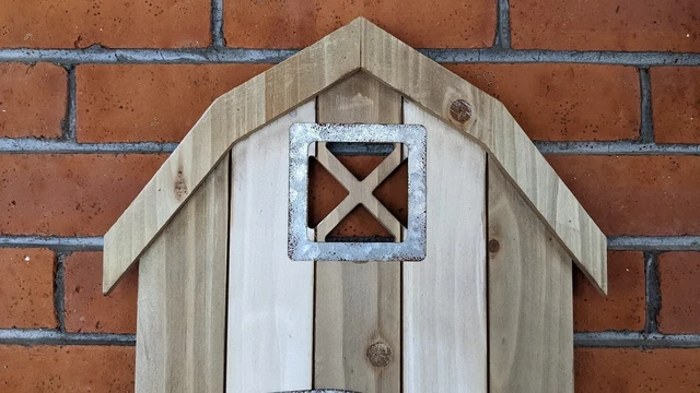 Rustic Pigs at Barn Wall Mounted 3 Hook Key Ring Holder / Coat Rack / Hat Hook 2